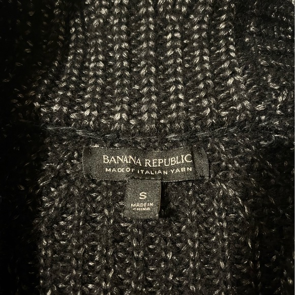 Banana Republic Charcoal and Black Knit Sweater women’s  size S - Picture 2 of 3